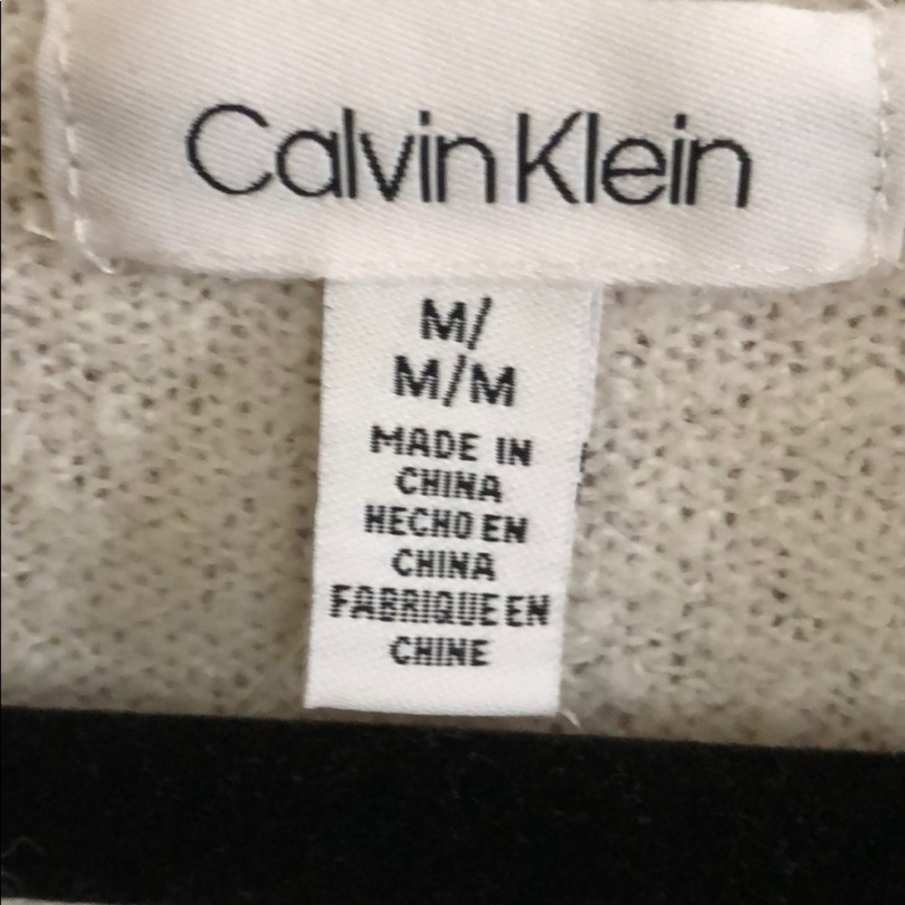 Calvin Klein Sweater - Picture 2 of 2